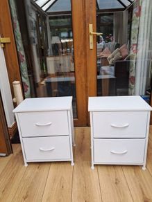 Bedside lockers