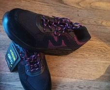 Woman's safety shoes