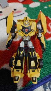 Transformer / toy / bumblebee