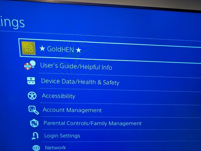 Ps4 slim goldhen