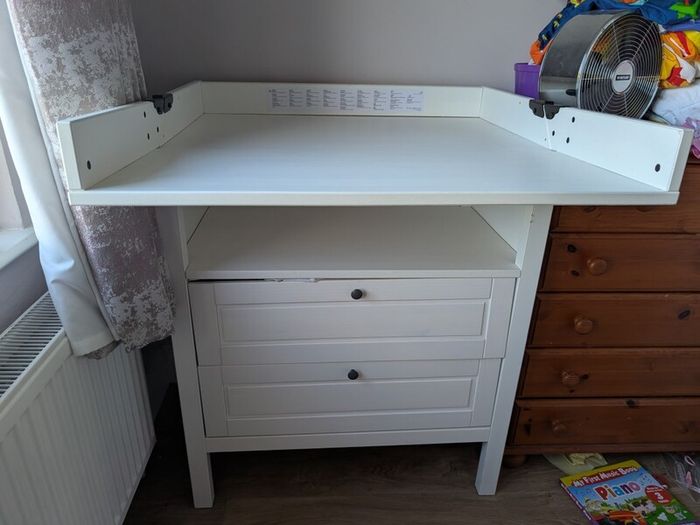 IKEA Sundvik Changing table
