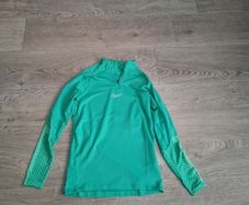 Nike Green Slim Fit Top