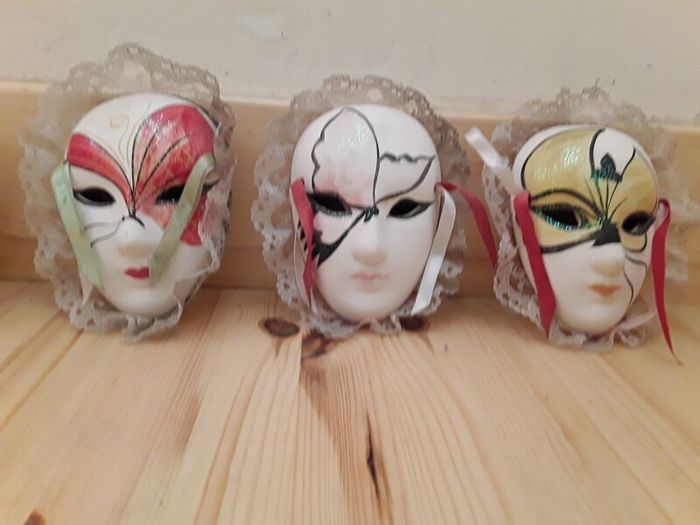 masks