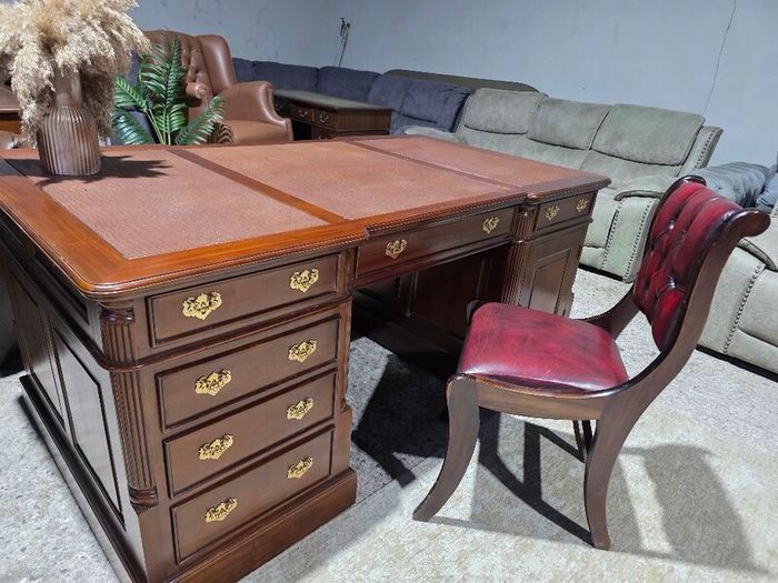 partners desk
