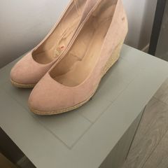 Pink Wedges