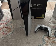 PS5 Slim Digital