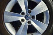 16" Vw Alloys with tyres