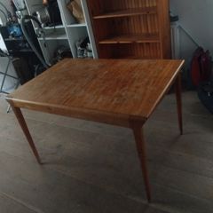 mcintosh mid century table