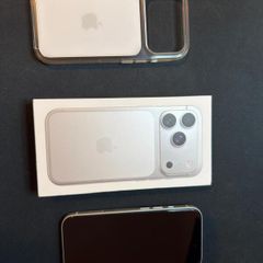 iPhone 17 Pro 256GB White - Mint Condition