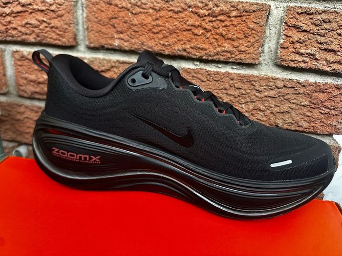 Nike Vomero Plus Black Trainers