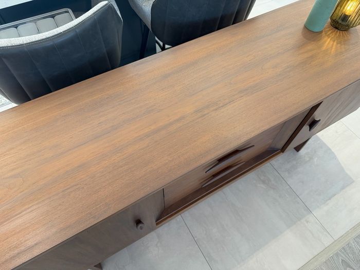 Sideboard