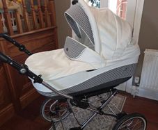 Premium baby pram