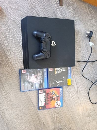PS4 Pro 1tb with games