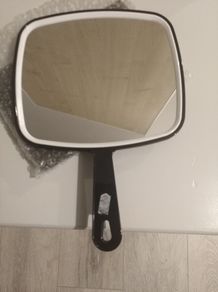 hair and beauty mirror