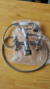Silver Colour Bathroom Bathtub tap with shower head