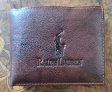 Ralph Lauren, genuine leather wallet for men.Makes a perfect gift.