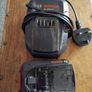 Bosch 18V - 4.0ah battery and charger Image 2