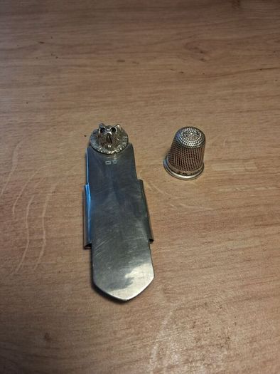 Early 20th Century Sterling Silver Money Clip and Thimble