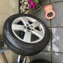Volkswagen Golf 5 good tires and alloys Image 3