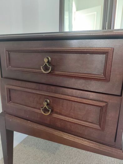 Solid Dressing Table