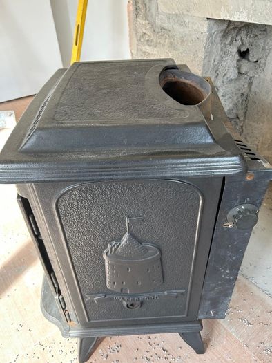 Stanley Waterford stove with back boiler