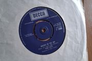 Thin Lizzy 45 Vinyl Whisky in the Jar/ Black boys on the corner