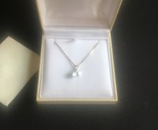 Chain with two clear stones