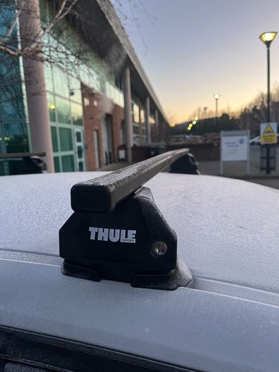 Thule roof bars