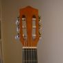 Herald Guitar Image 9