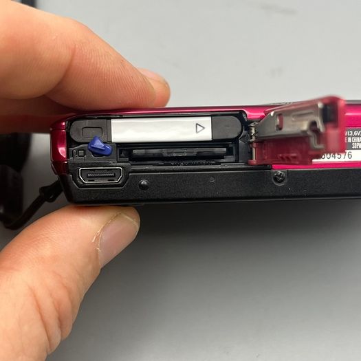 Sony Cyber-shot DSC-W380 14.1MP Digital Camera Pink - Full Kit