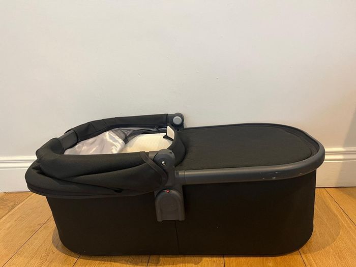 Uppa Baby Vista V2