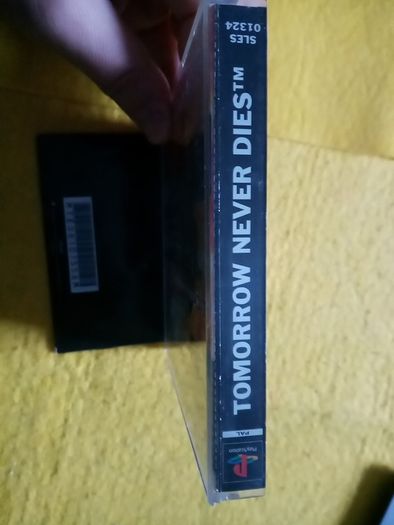 007 Tomorrow never dies PlayStation 1 Ps1 PlayStation 2 ps2 games Original