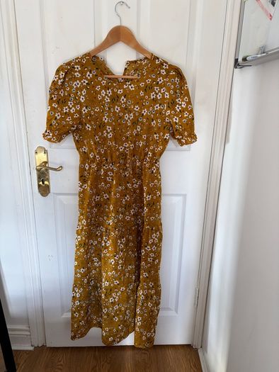 floral bundle 5 dresses 4 tops