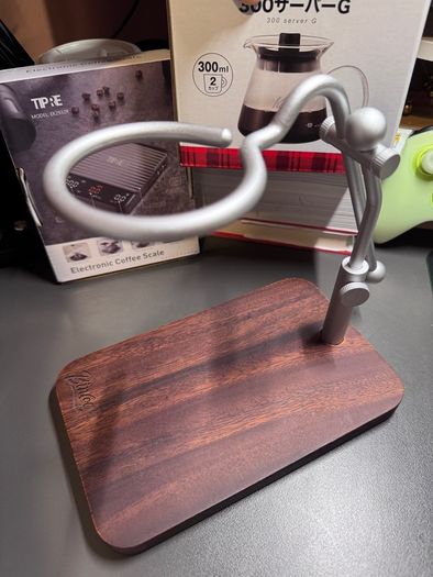 Wooden coffee dripper stand