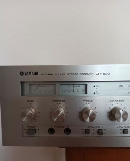 Yamaha CR-820