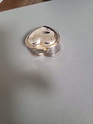 Trinket box