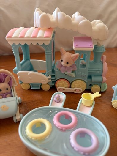 Sylvanian Families Bundle - Floating Cloud Rainbow Train & Milk Rabbit Triplets