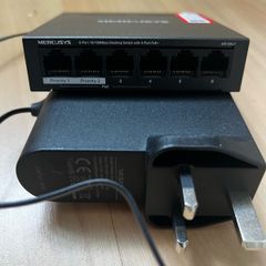 Used Mercusys 100mb POE+ Networking switch