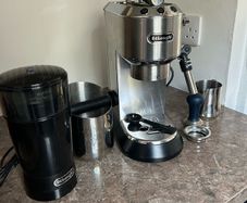 Delonghi Dedica Espresso Machine - Used Max 10 times