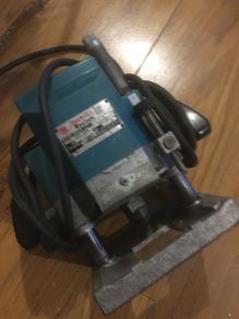 Router makita