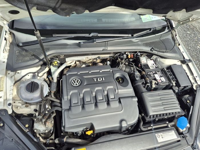 2014 Volkswagen Golf 1.6tdi taxed and tested