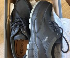 Ecco Track 25 uk10