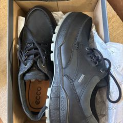 Ecco Track 25 uk10