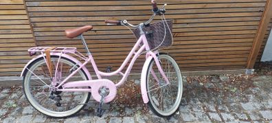 Girls PInk Bike