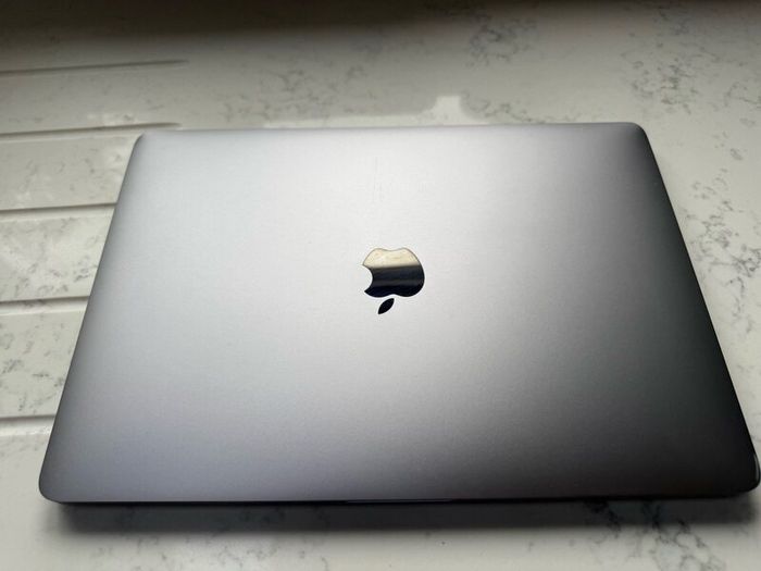13 Apple Mac Book Pro M1 Touch Bar 2020