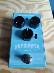 Skysurfer Reverb Pedal - TC Electronic