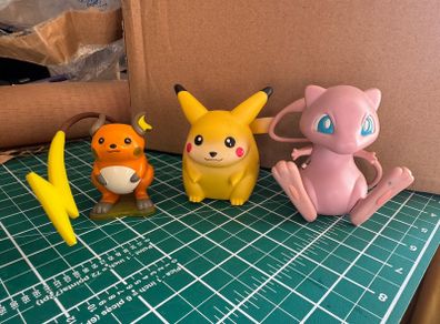 Vintage Pokemon Electronic Figures