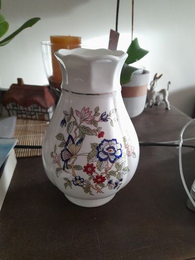 Fine bone vase Tara Silver wedding