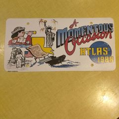Vintage USA retro graphic design advertising