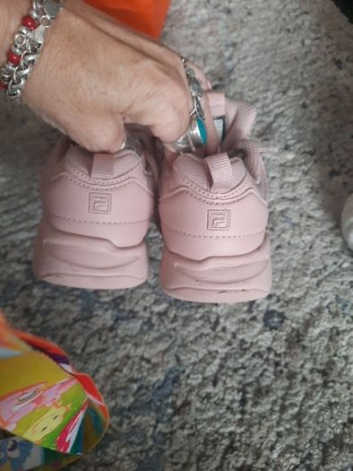 girls pink fila runners